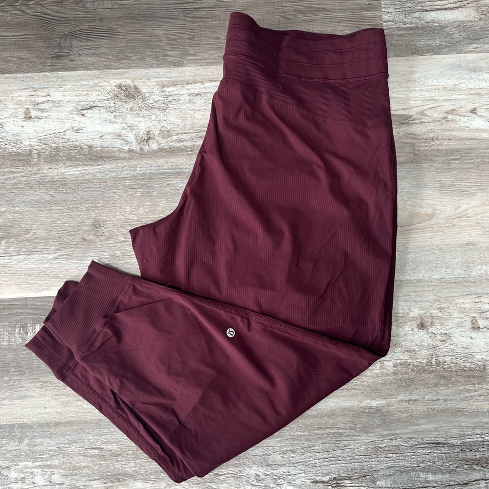 Lululemon Athletica Maroon Leggings